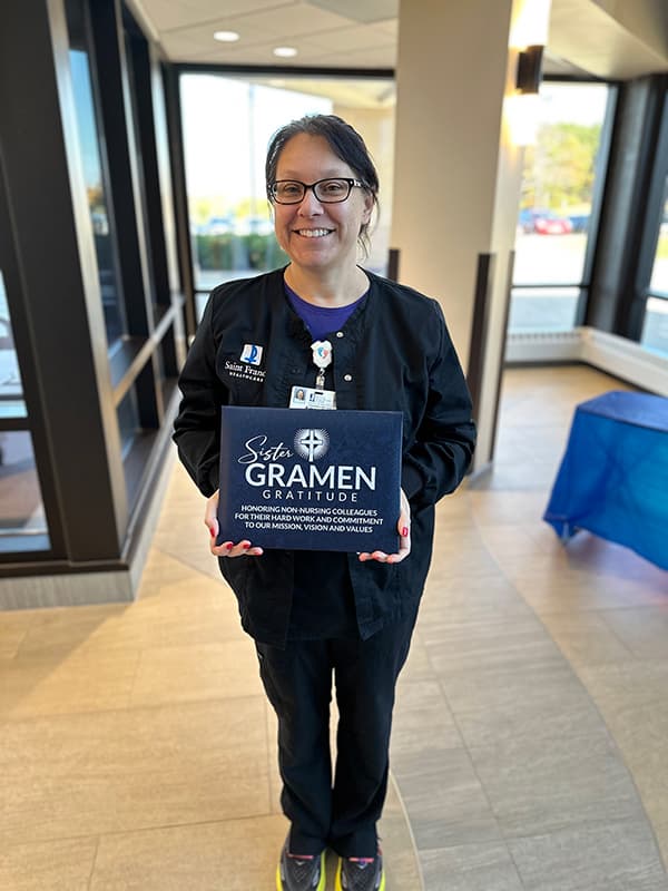 Amanda Adams with her Sister Gramen Gratitude Award